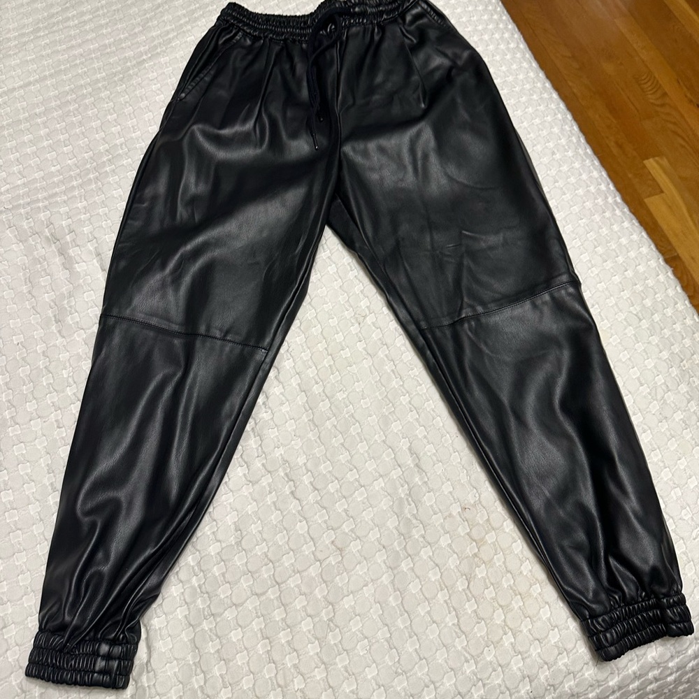 Zara faux leather joggers like new